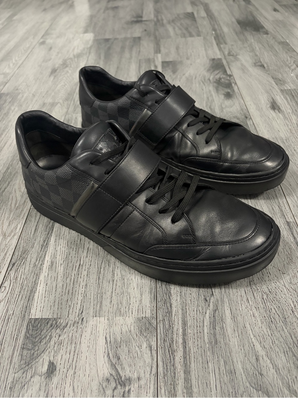 Louis Vuitton Men’s Black Low-Top Leather Sneakers with Damier Black Graphite
